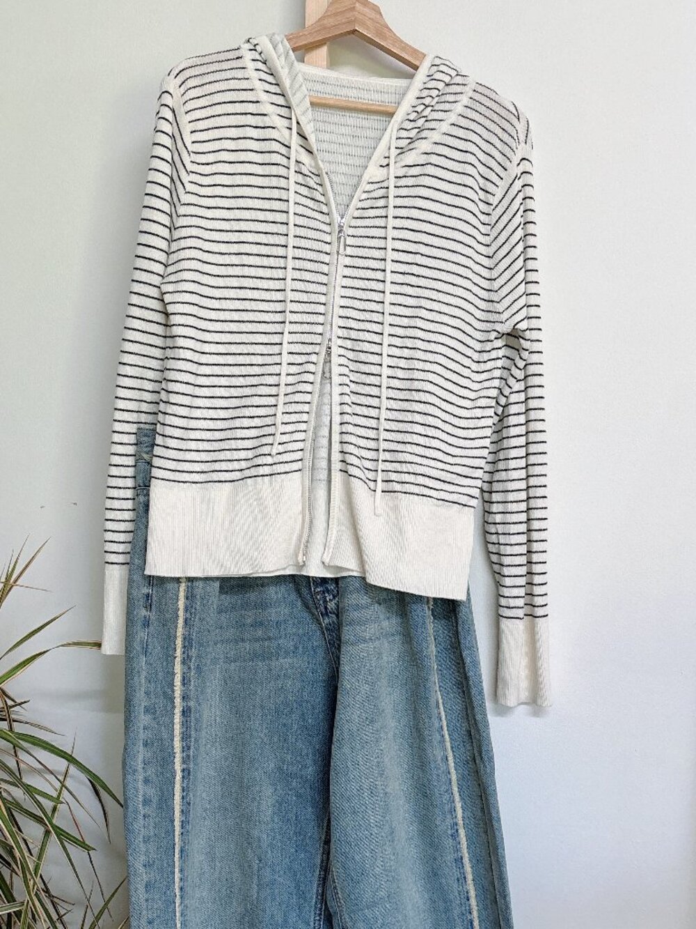 Striped Zip-Up Hoodie - White/Black